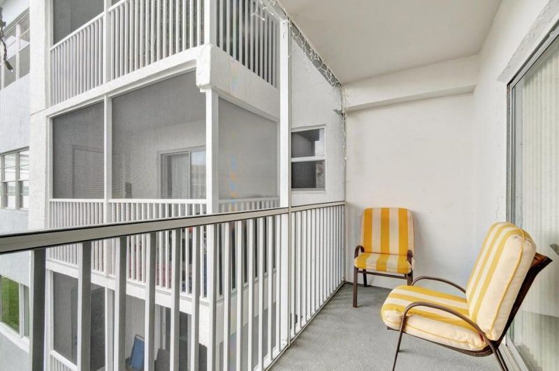 1516 S Lakeside Drive, Unit 307, Lake Worth Beach, FL 33460 Photo