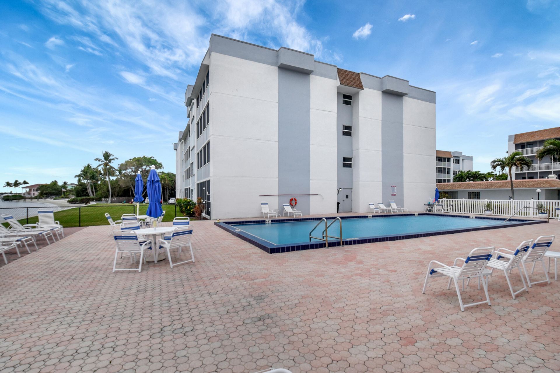 1516 S Lakeside Drive, Unit 307, Lake Worth Beach, FL 33460 Photo