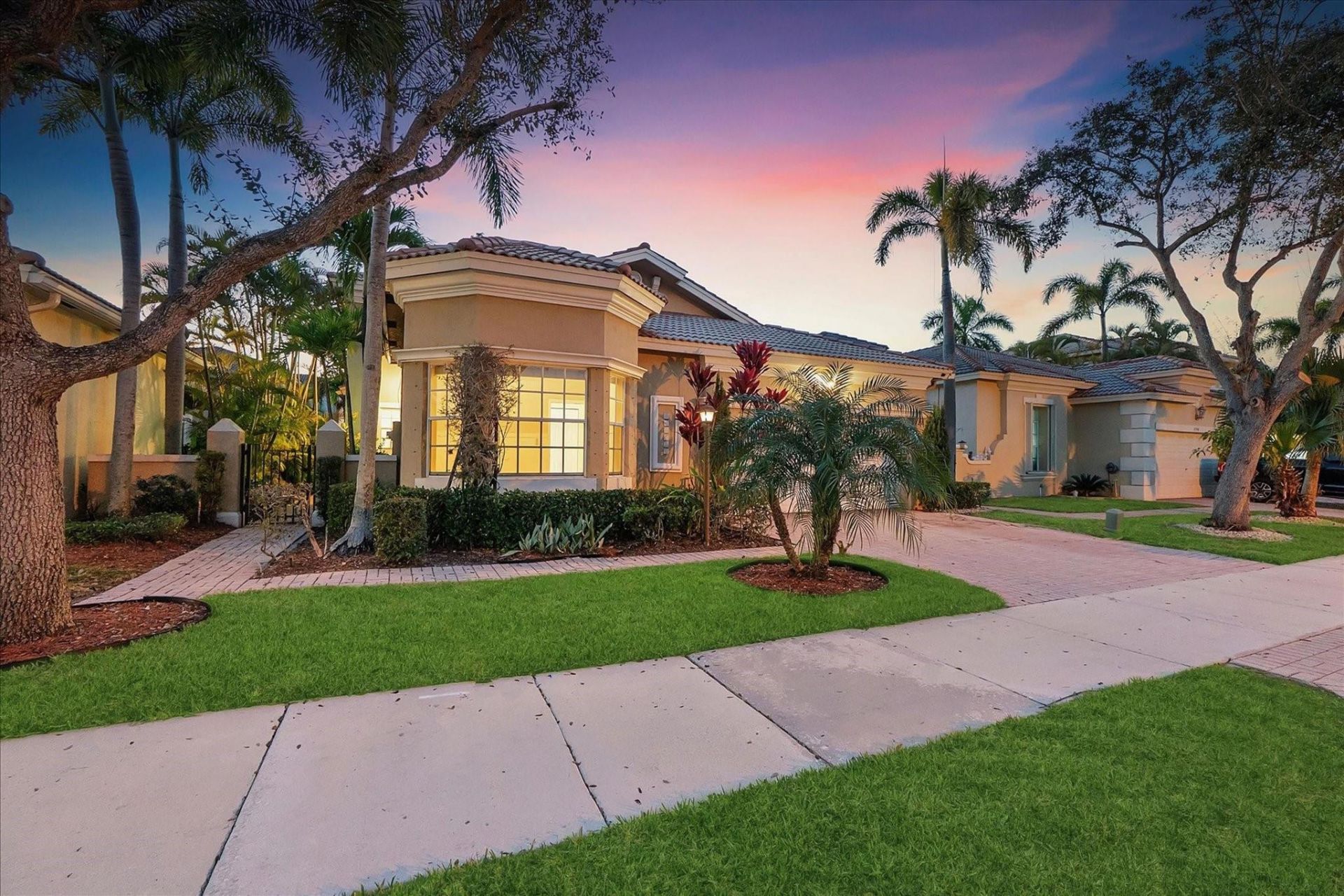 5728 NW 122nd Way, Coral Springs, FL 33076 Photo