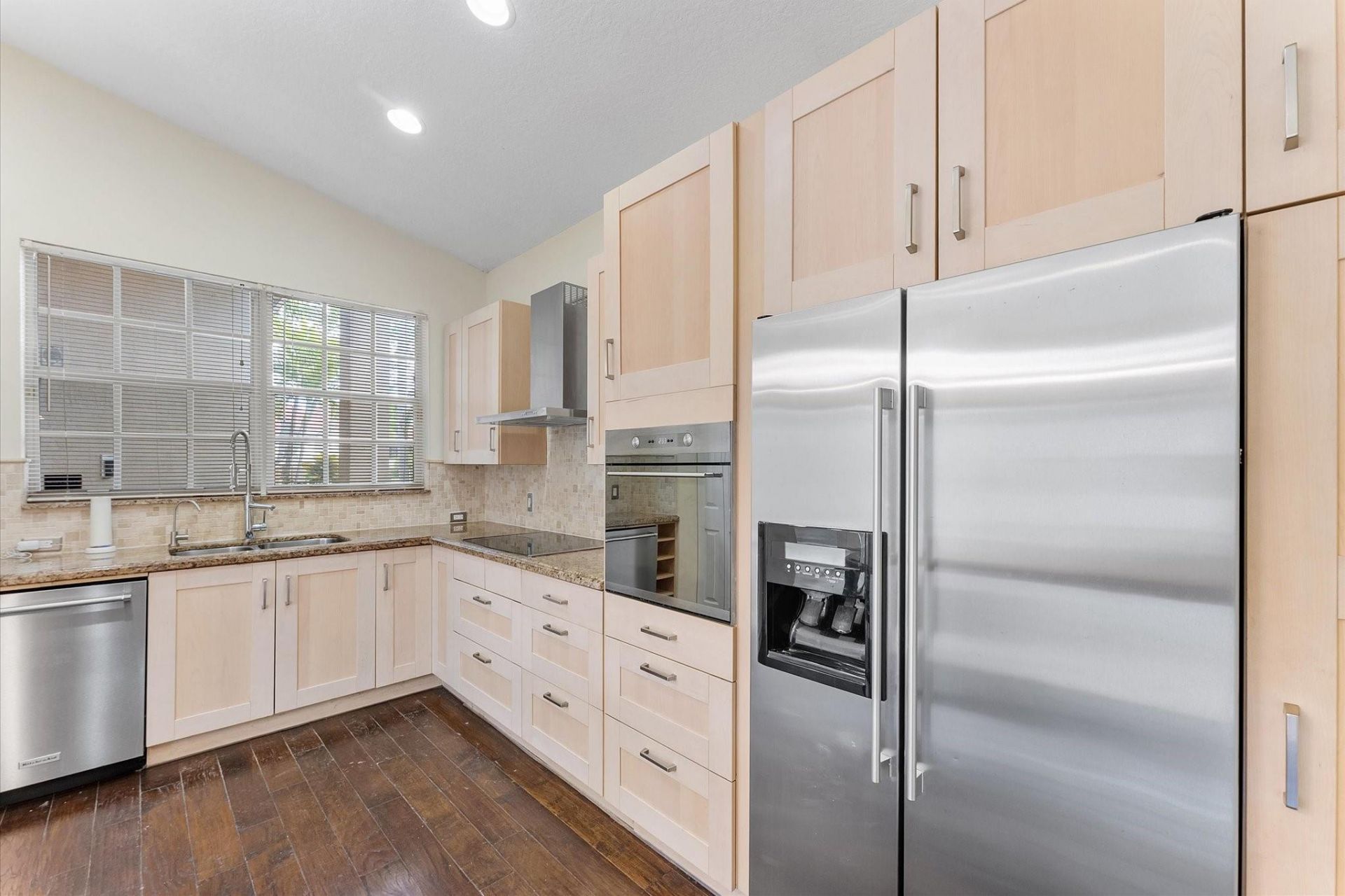 5728 NW 122nd Way, Coral Springs, FL 33076 Photo