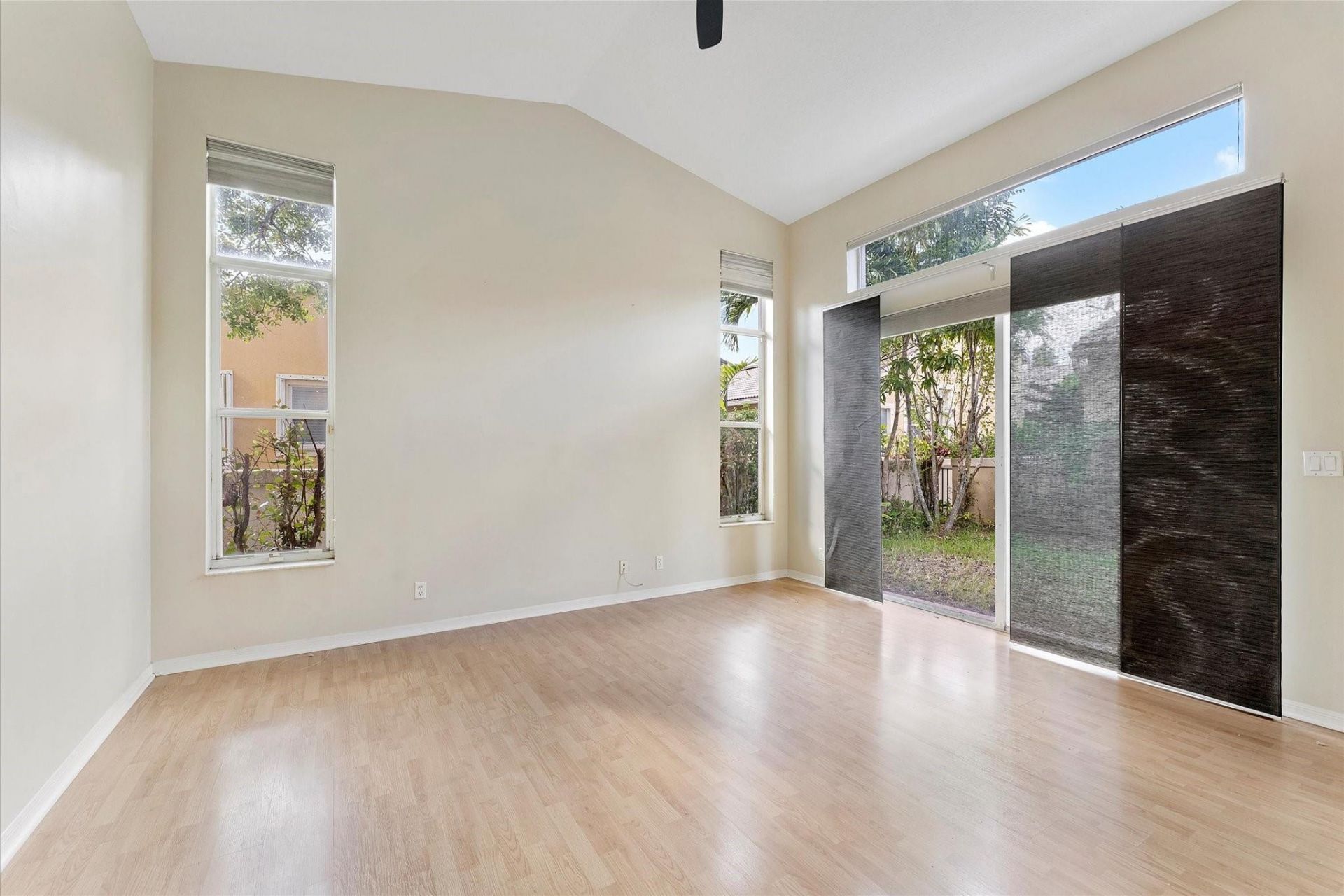 5728 NW 122nd Way, Coral Springs, FL 33076 Photo