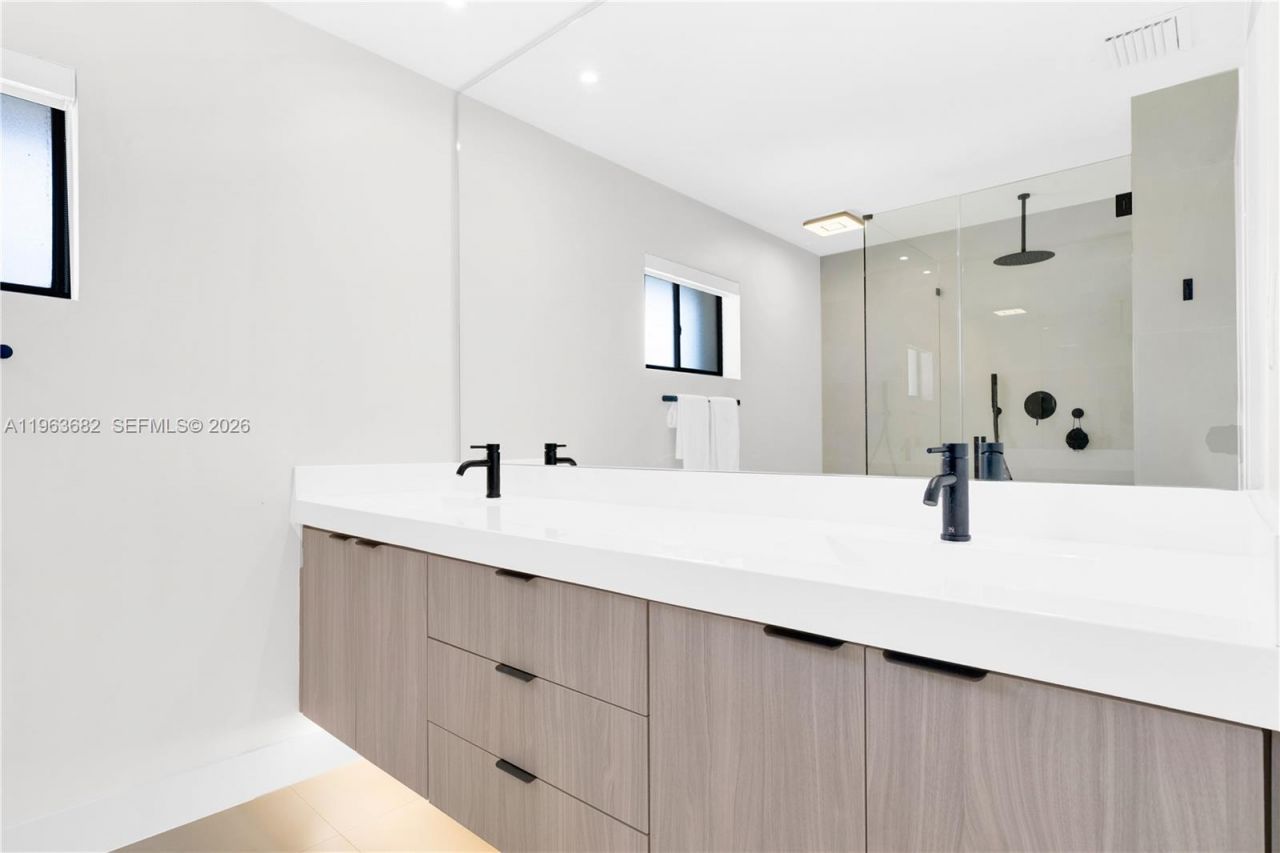 21405 SW 97th Pl, Cutler Bay, FL 33189 Photo