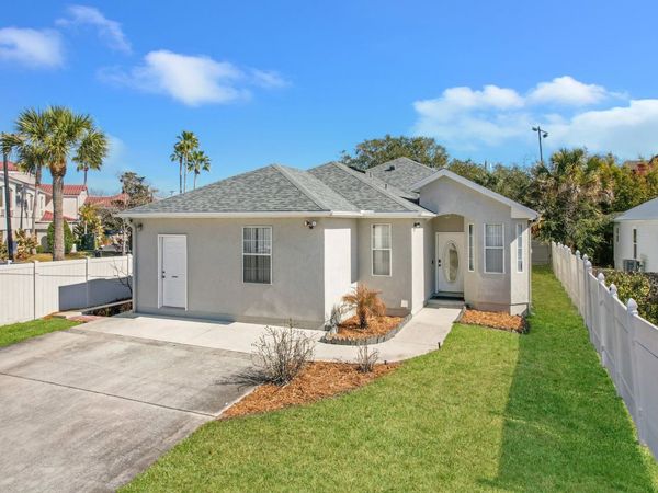 16 S Comares Ave, St Augustine, FL 32080