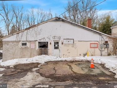 20 MAIN STREET, SCHWENKSVILLE, PA 19473