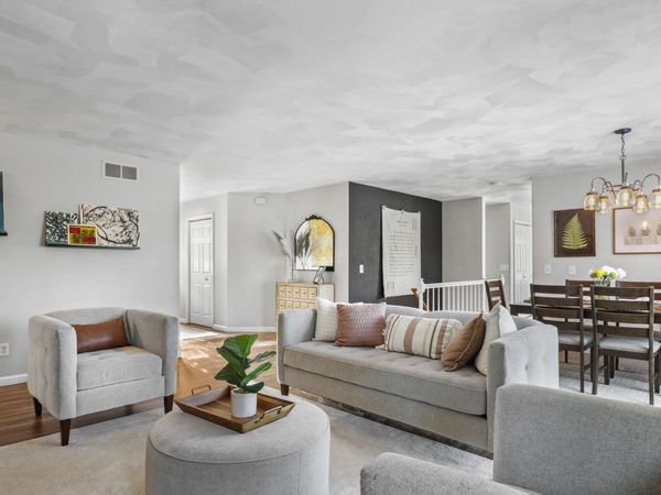 5564 Colleen Circle, Fitchburg, WI 53711