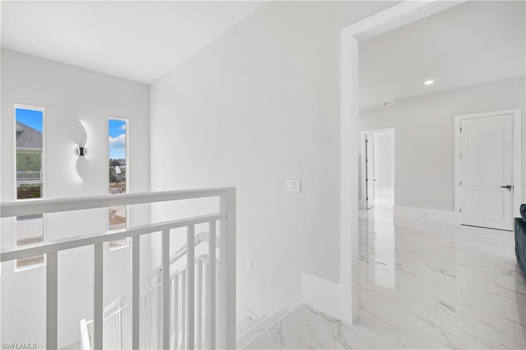 137 Hibiscus Dr, Fort Myers Beach, FL 33931 Photo