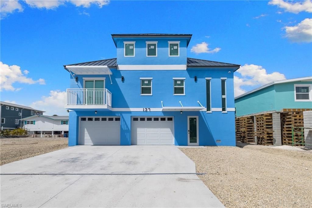 137 Hibiscus Dr, Fort Myers Beach, FL 33931 Photo