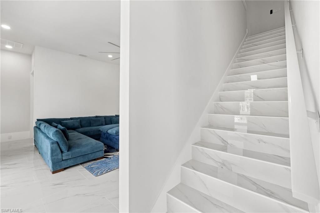 137 Hibiscus Dr, Fort Myers Beach, FL 33931 Photo