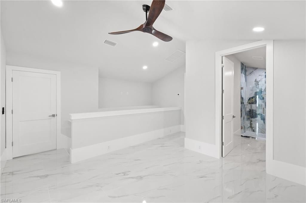 137 Hibiscus Dr, Fort Myers Beach, FL 33931 Photo