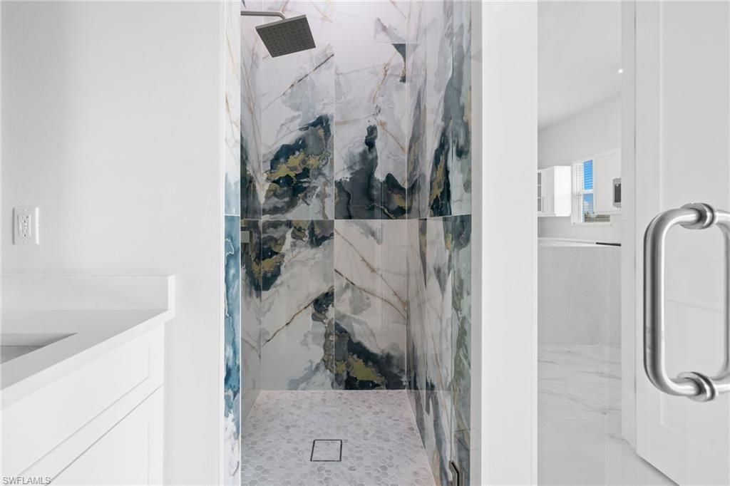 137 Hibiscus Dr, Fort Myers Beach, FL 33931 Photo