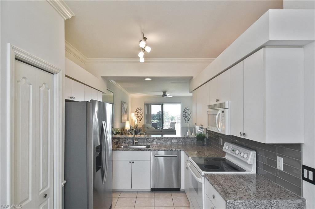 10275 Bismark Palm Way, Unit 1143, Fort Myers, FL 33966 Photo