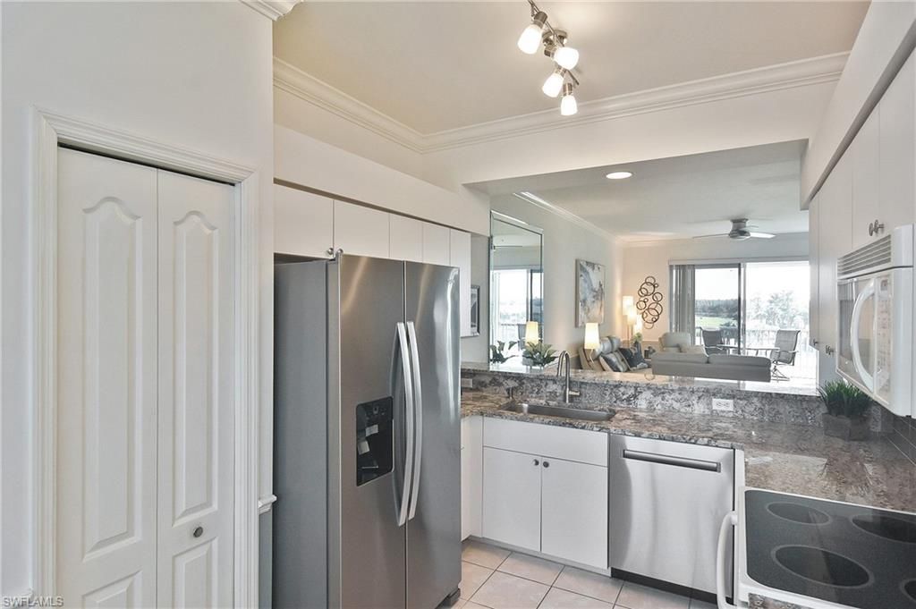 10275 Bismark Palm Way, Unit 1143, Fort Myers, FL 33966 Photo