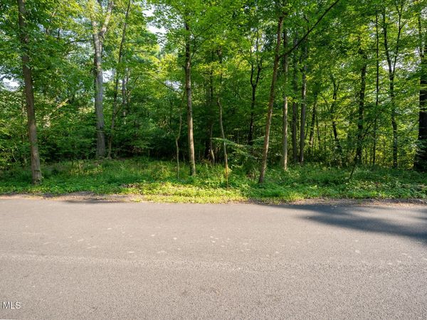 47 Wheeler Road, Glenmont, NY 12077