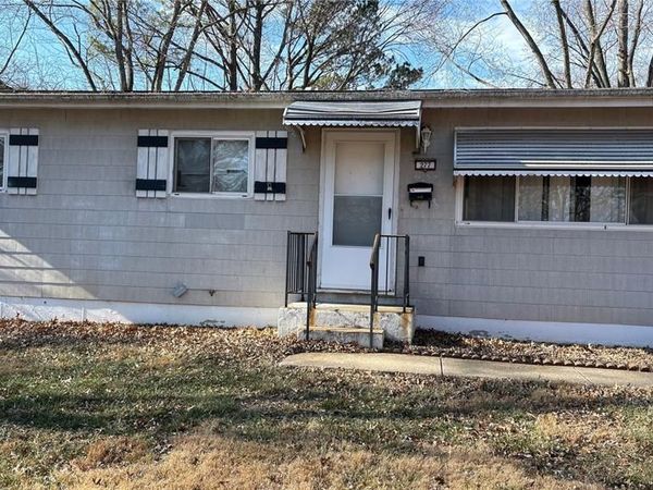 277 Dashwood Drive, St Louis, MO 63135