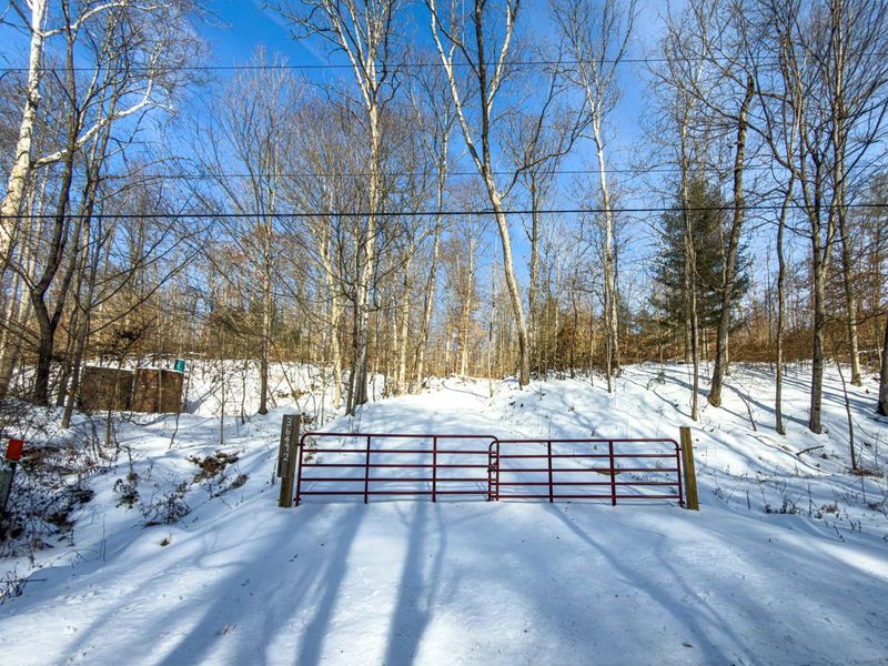 36472 Kern Road , Nelsonville, OH 45764 Photo 6