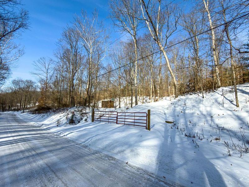 36472 Kern Road , Nelsonville, OH 45764 Photo 7