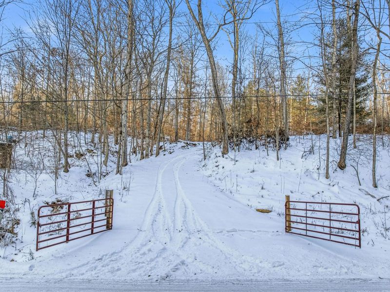 36472 Kern Road , Nelsonville, OH 45764 Photo 8