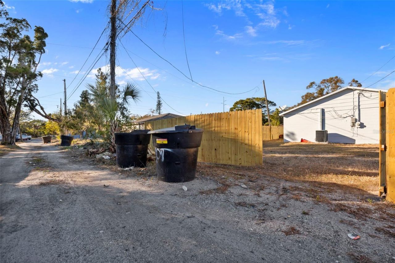 3638 14th Avenue S, Saint Petersburg, FL 33711 Photo