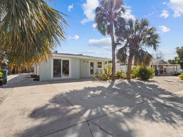 690 FOX STREET, LONGBOAT KEY, FL 34228