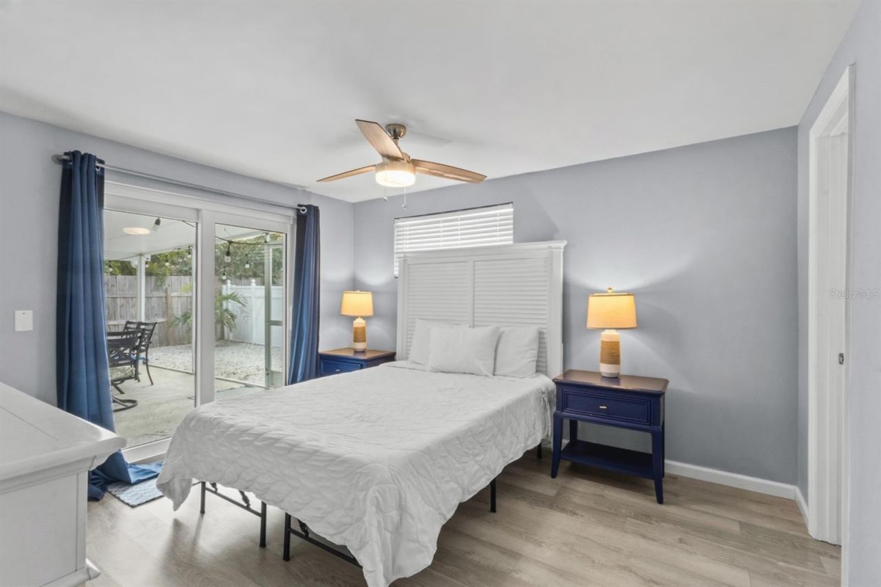 690 Fox Street, Longboat Key, FL 34228 Photo