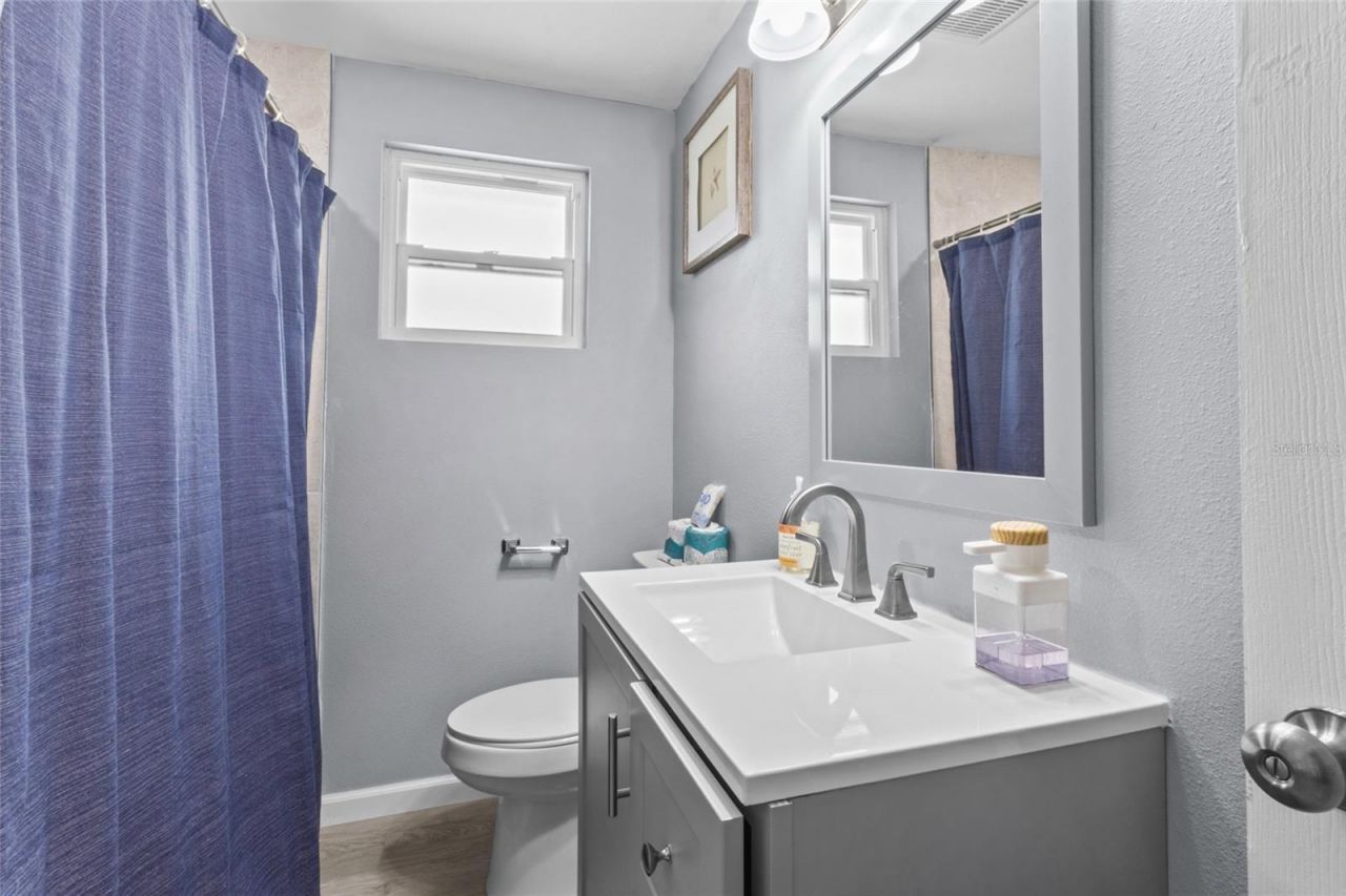 690 Fox Street, Longboat Key, FL 34228 Photo