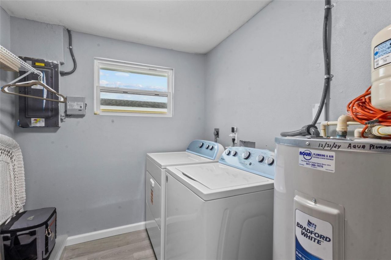 690 Fox Street, Longboat Key, FL 34228 Photo