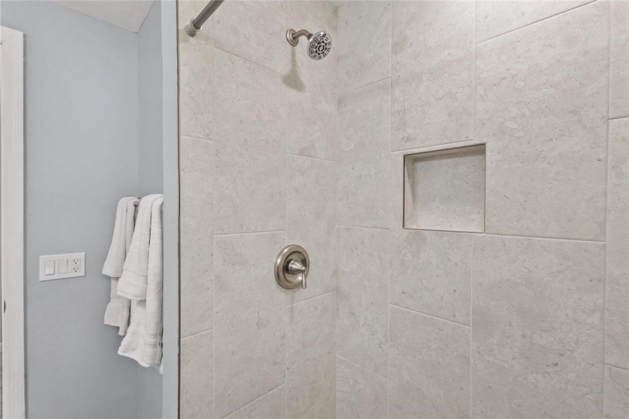 690 Fox Street, Longboat Key, FL 34228 Photo