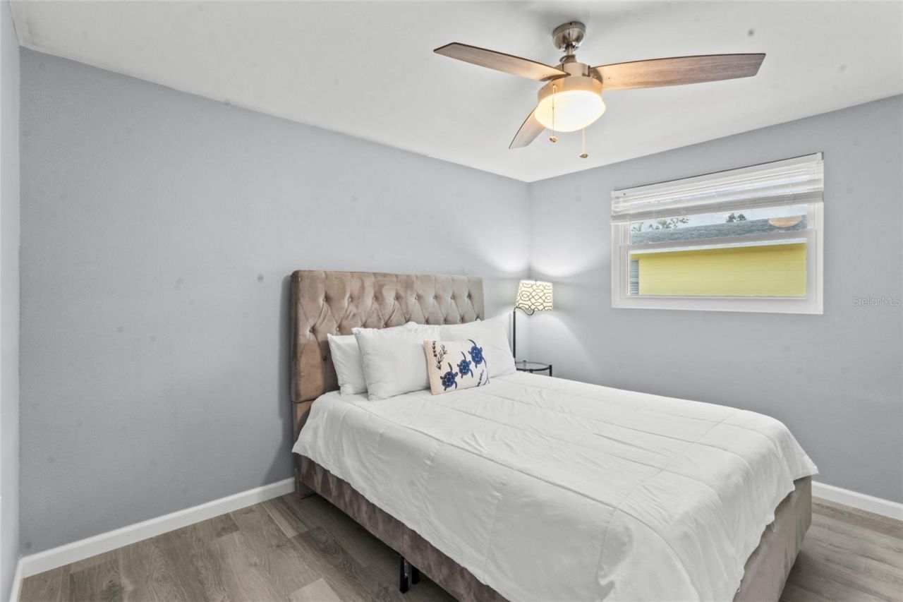 690 Fox Street, Longboat Key, FL 34228 Photo