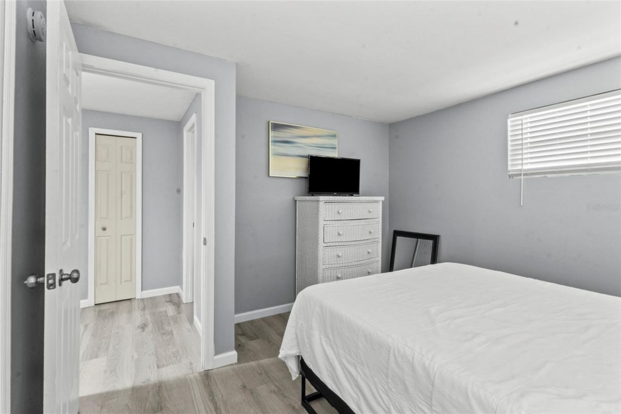690 Fox Street, Longboat Key, FL 34228 Photo