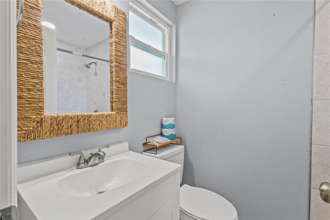 690 Fox Street, Longboat Key, FL 34228 Photo