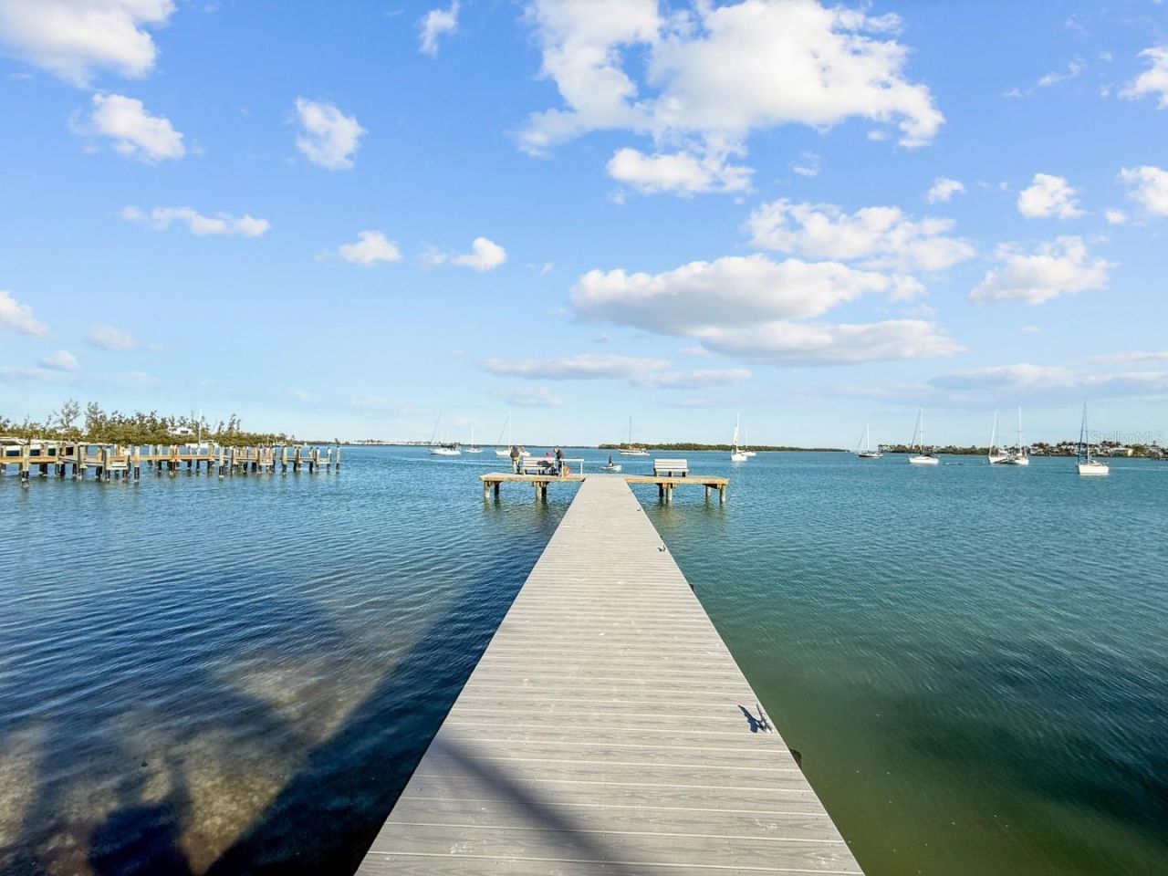 690 Fox Street, Longboat Key, FL 34228 Photo