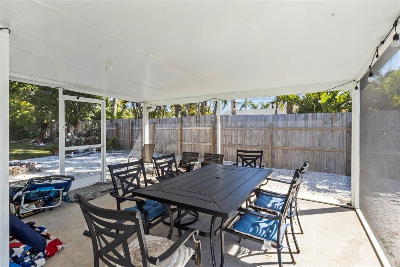 690 Fox Street, Longboat Key, FL 34228 Photo