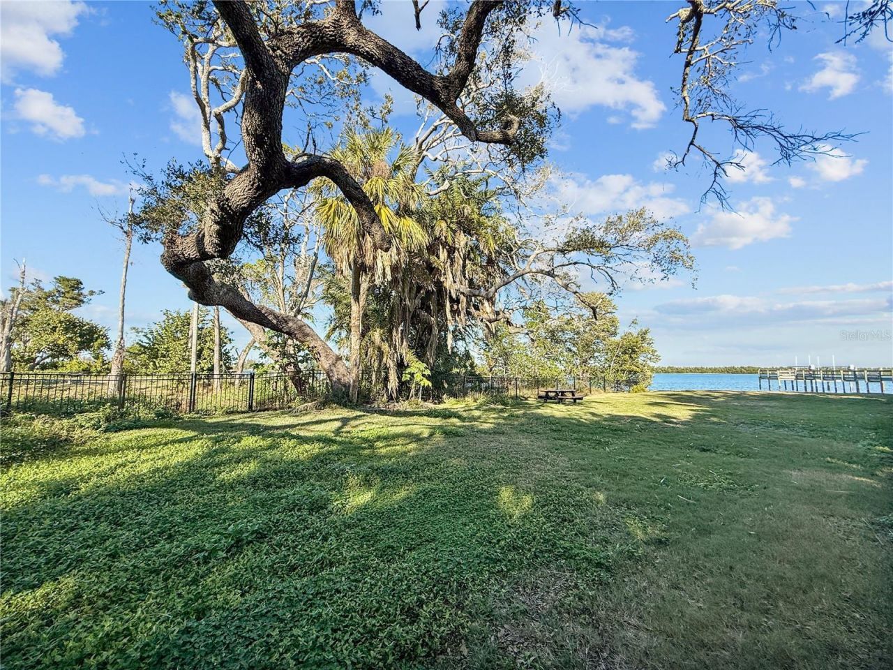 690 Fox Street, Longboat Key, FL 34228 Photo