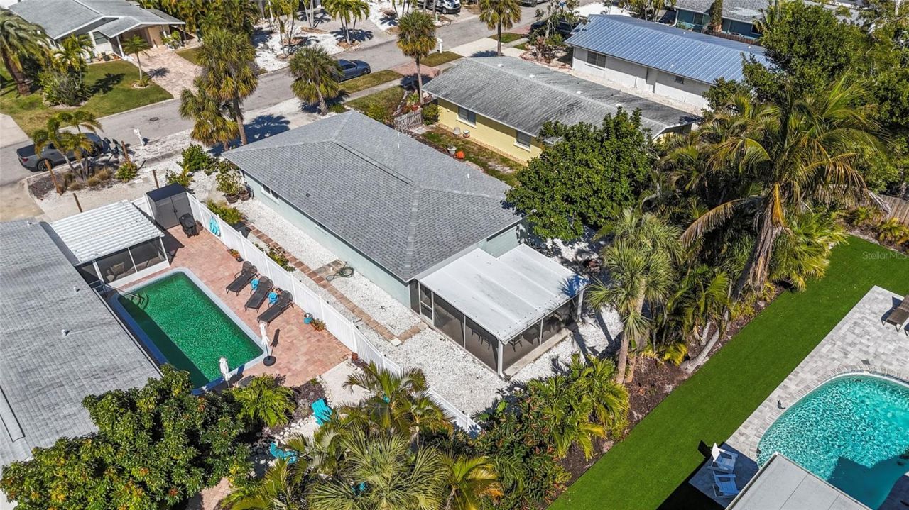 690 Fox Street, Longboat Key, FL 34228 Photo