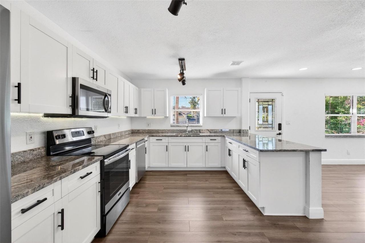 2867 51st Avenue S, Saint Petersburg, FL 33712 Photo