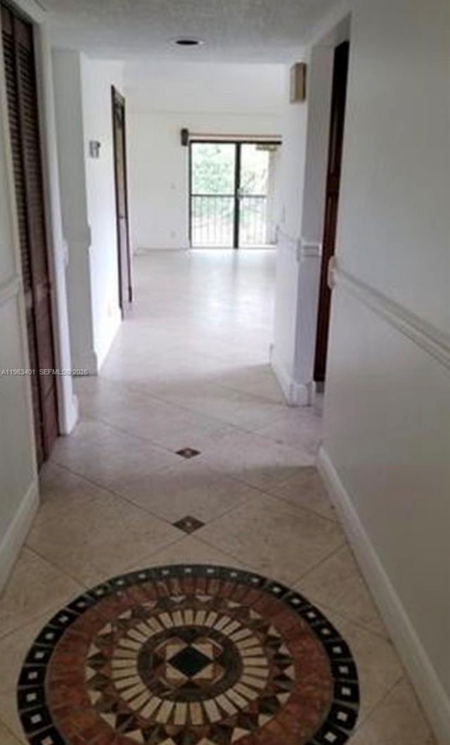 309 Lakeview Dr, Unit 204, Weston, FL 33326 Photo