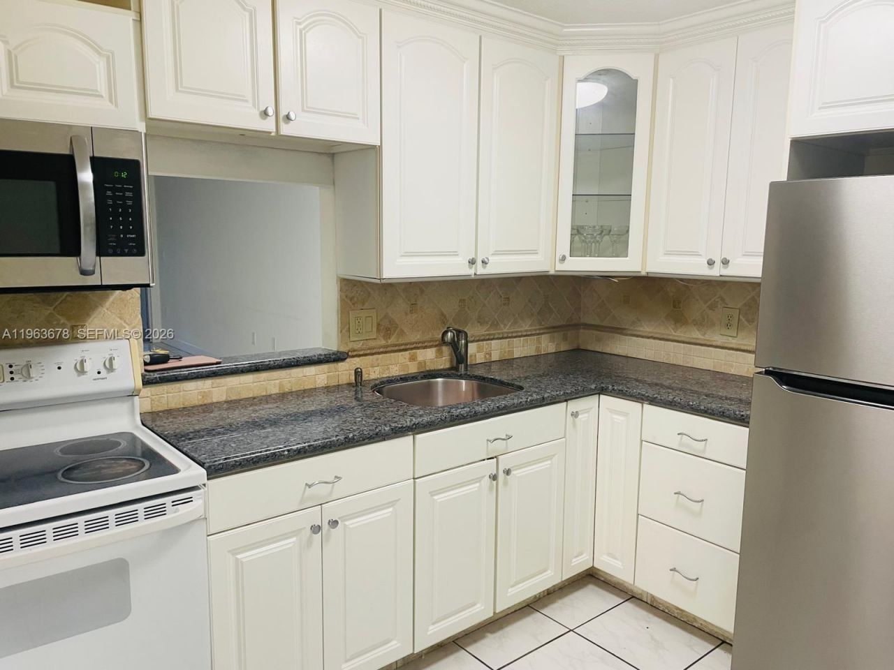 1401 NE 191st St , Unit D111, Miami, FL 33179 Photo