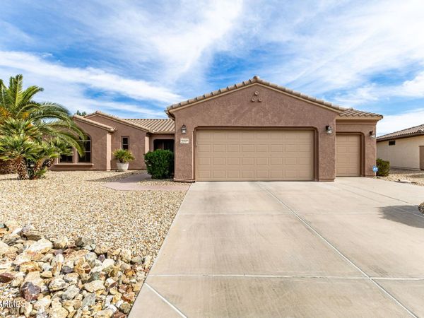 21307 N RED HILLS Drive, Surprise, AZ 85387
