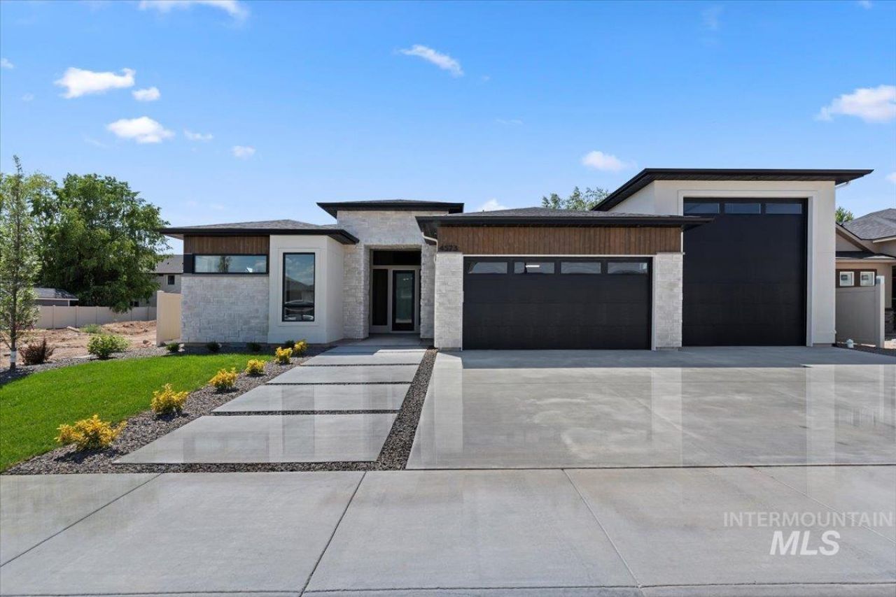 4643 N Mckinley Park Ave, Meridian, ID 83646 Main Photo