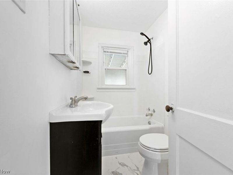 1620 Highview Avenue, Akron, OH 44301 Photo 10