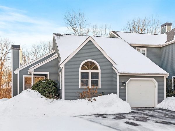 345 Bishops Forest Dr, Unit 345, Waltham, MA 02452