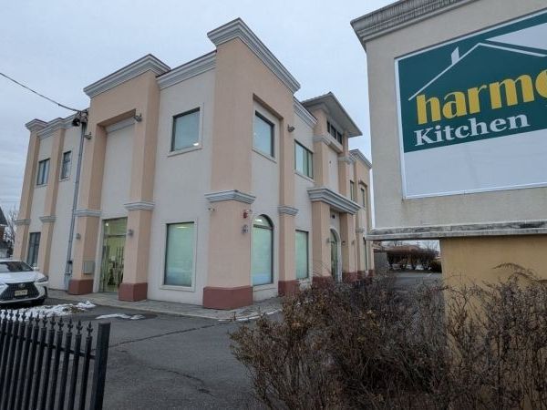 454 W Union Ave, Bound Brook, NJ 08805