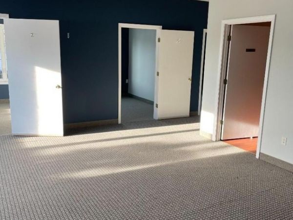 10 Brookside Ave, Caldwell, NJ 07006