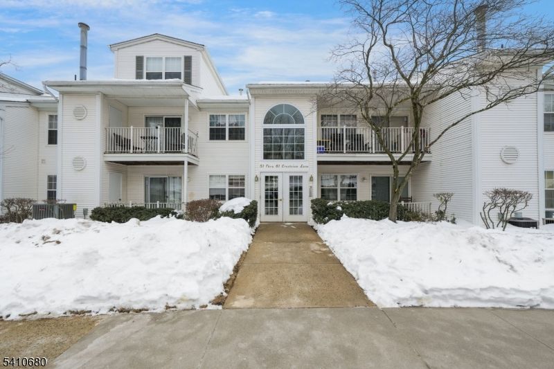 51 Crestview Ln, Mount Arlington, NJ 07856 Main Photo