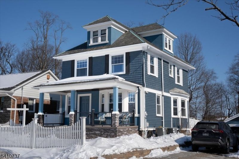 554 Barron Ave, Woodbridge, NJ 07095 Main Photo