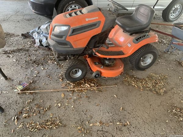 580 CR 663, Devine, TX 78016