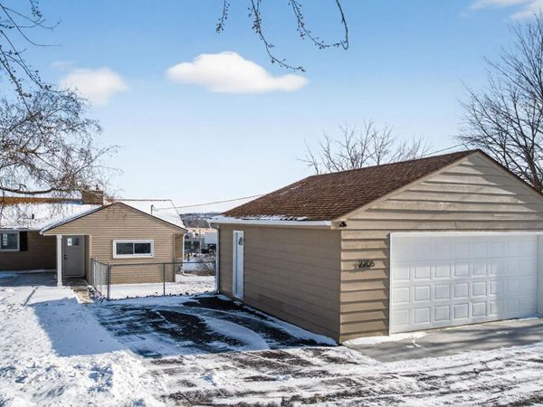 2206 1st Avenue SW, Rochester, MN 55902
