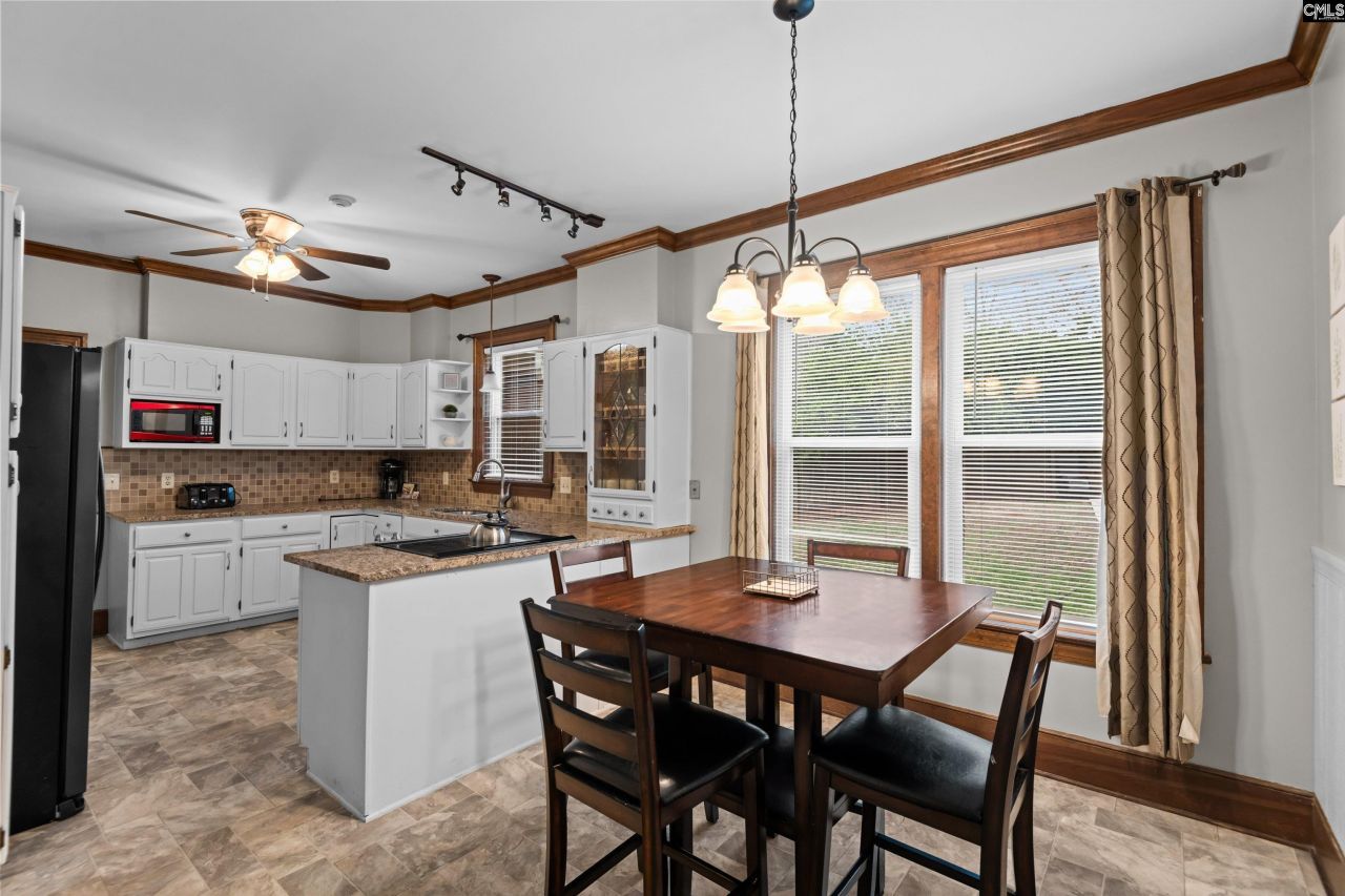 508 Timbertrail Court Photo 10