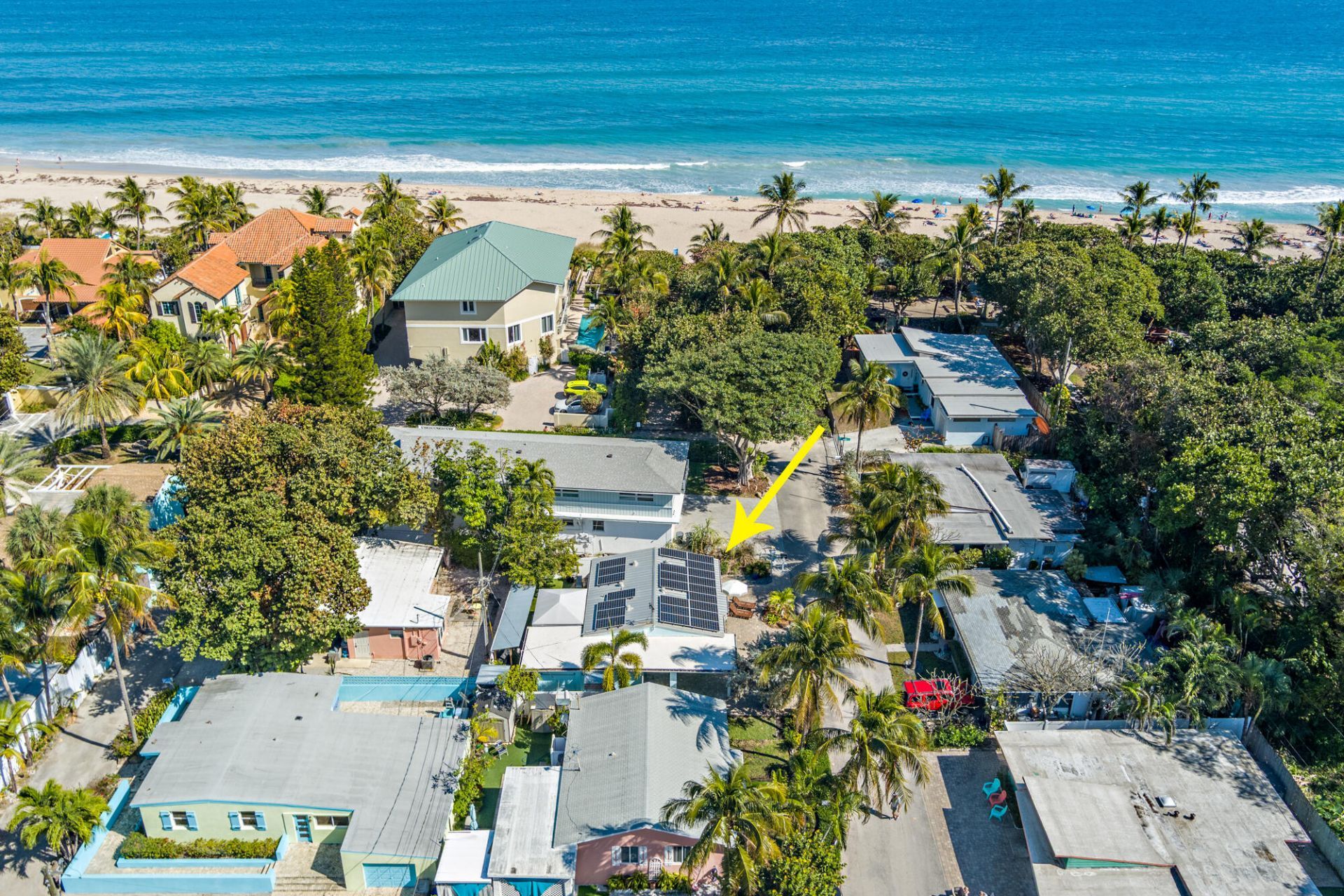 16 Surf Road, Boynton Beach, FL 33435 Main Photo