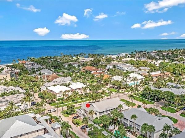 433 2nd ST S, Unit B-202, NAPLES, FL 34102